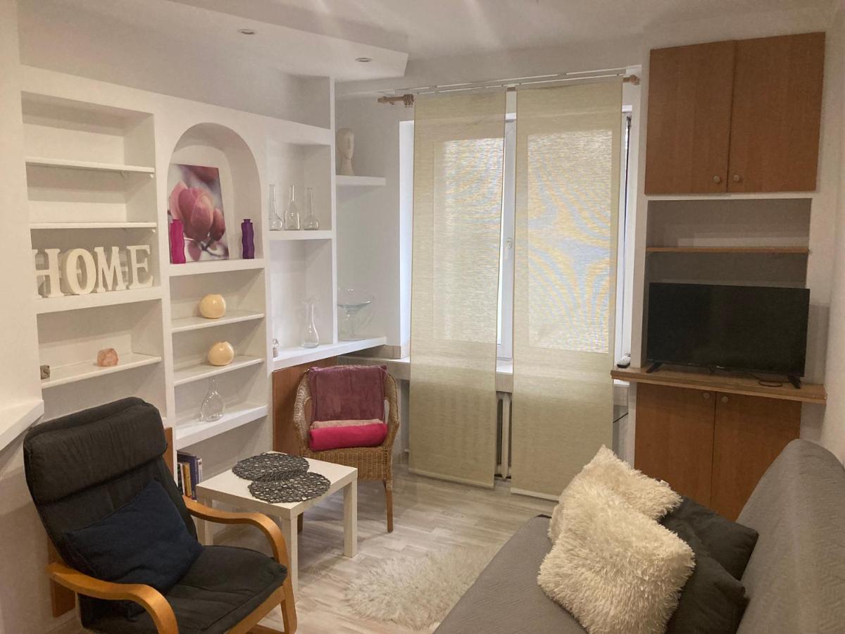 شقة تخه  في Apartament Przy Stadionie المظهر الخارجي الصورة